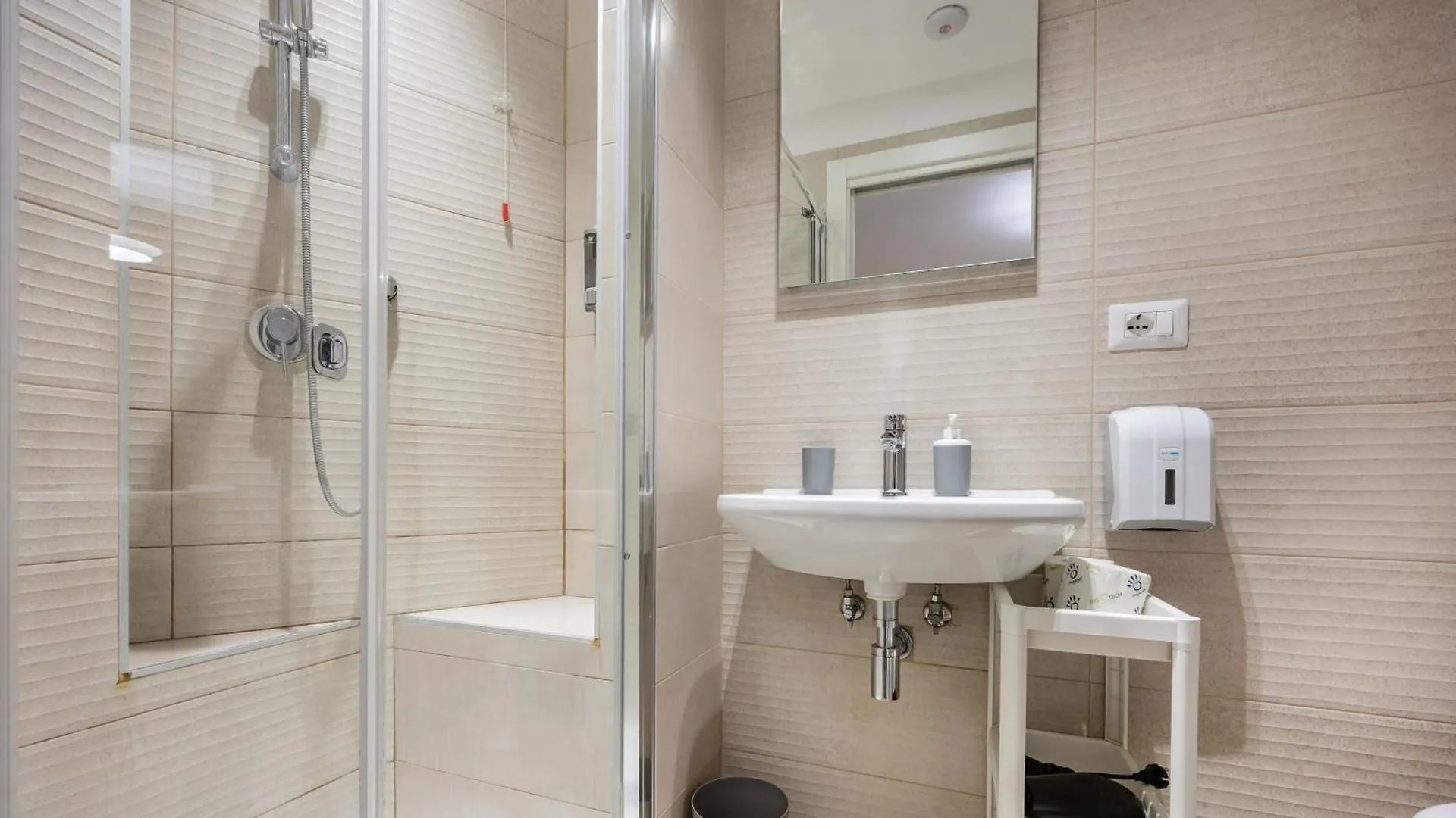 Ostiense Flat&Rooms By Rentbeat Roma Italia