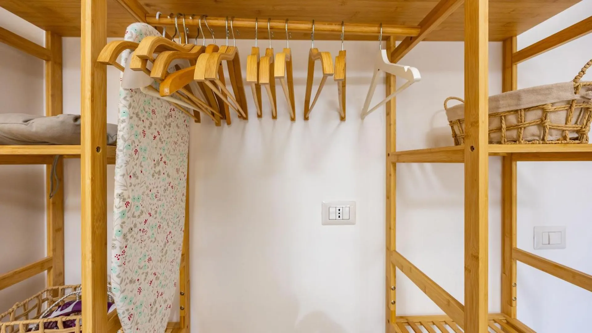 Ostiense Flat&Rooms By Rentbeat Roma Alloggio in famiglia