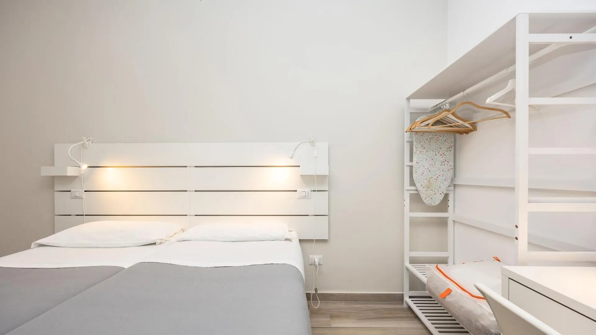 Ostiense Flat&Rooms By Rentbeat Roma