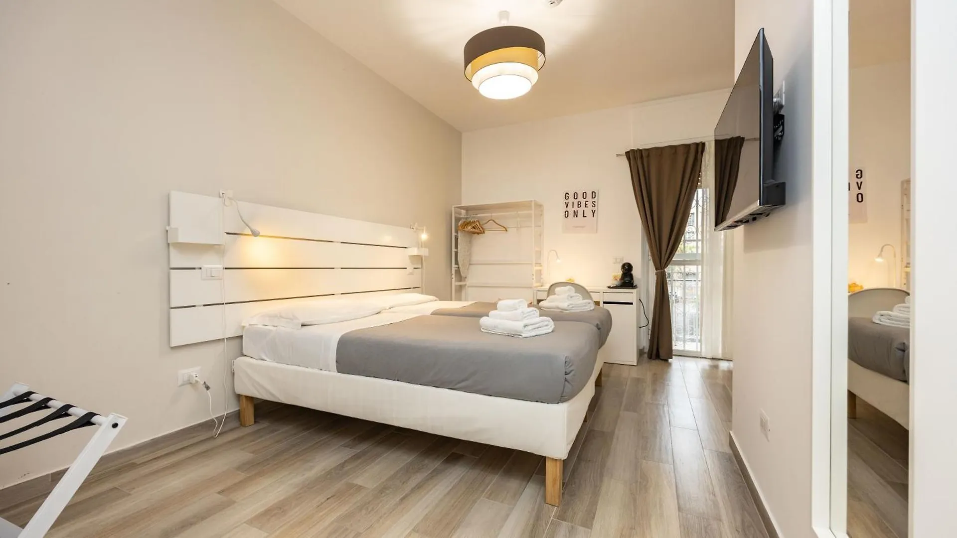 Ostiense Flat&Rooms By Rentbeat Roma Alloggio in famiglia