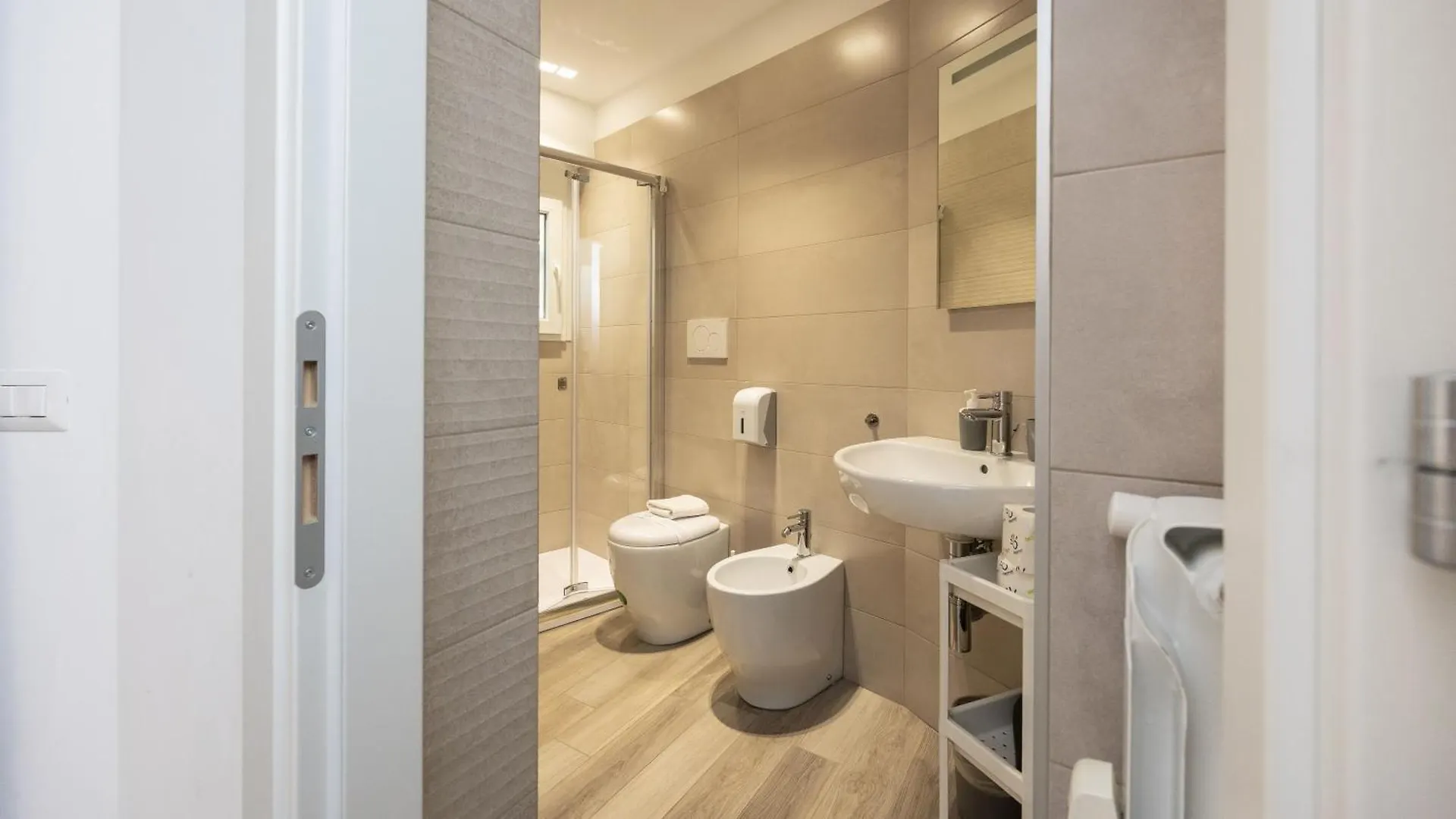 Ostiense Flat&Rooms By Rentbeat Roma